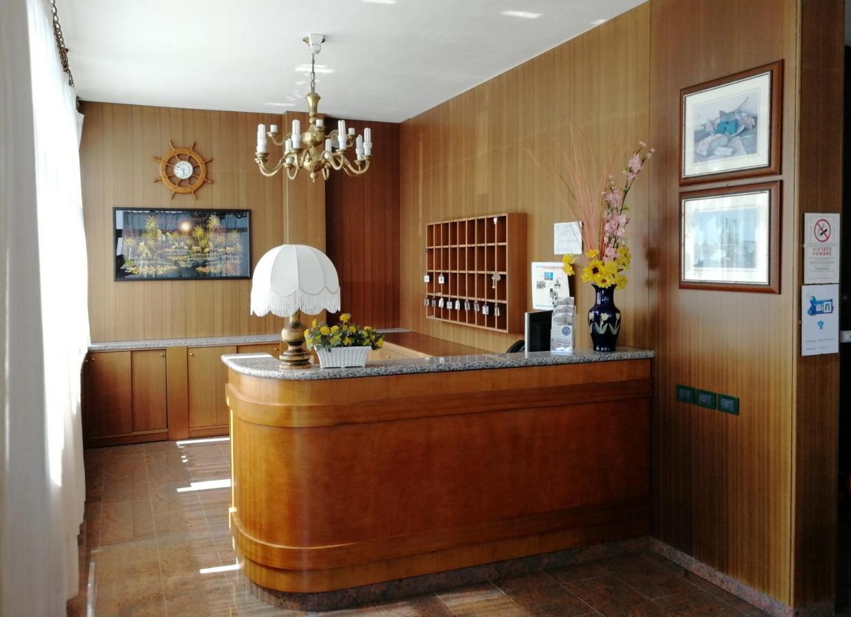 Residence Villa Margherita B&B Nebbiuno Dış mekan fotoğraf